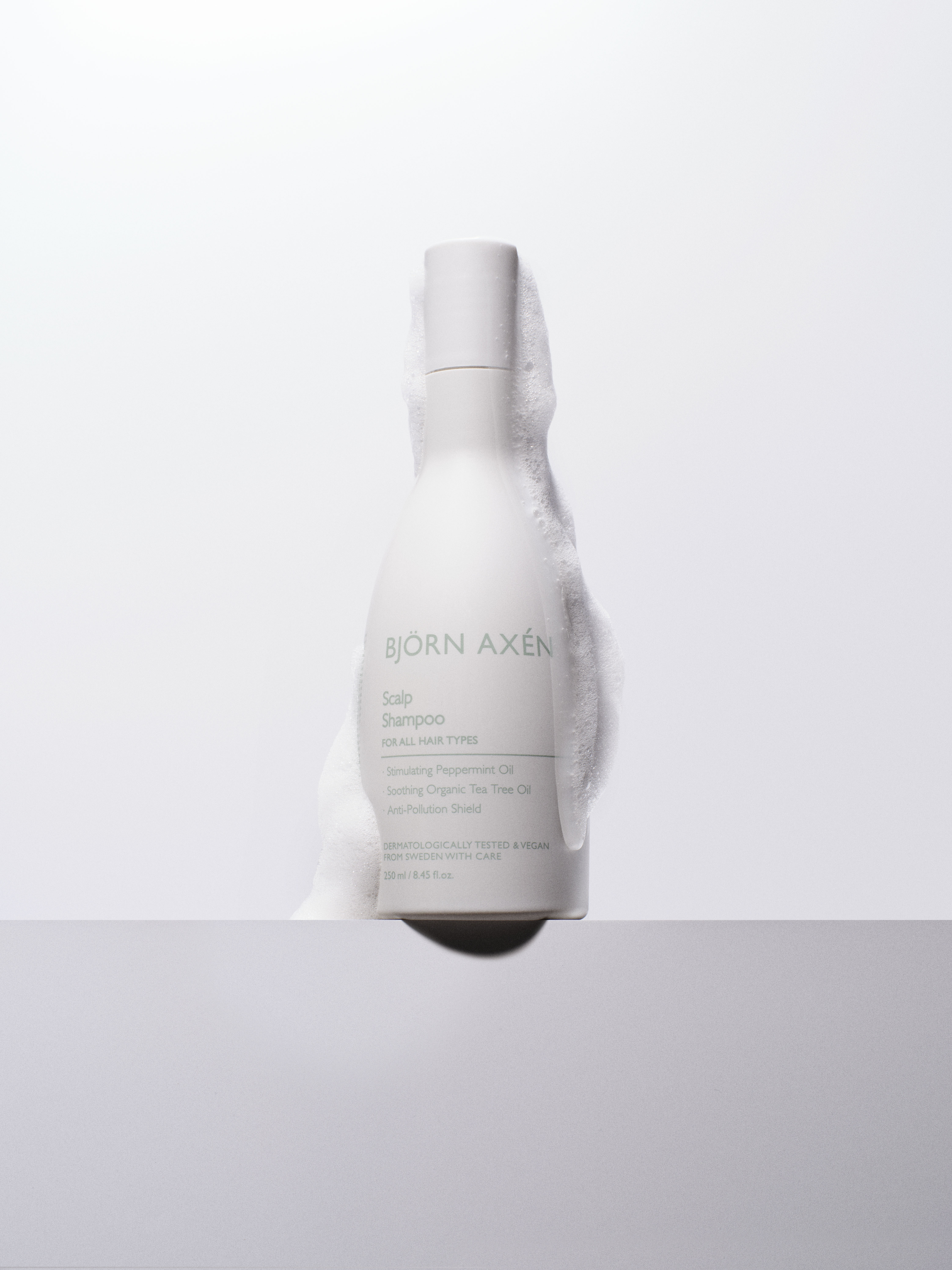 Освіжний шампунь для волосся Björn Axén Scalp Shampoo for All Hair Types